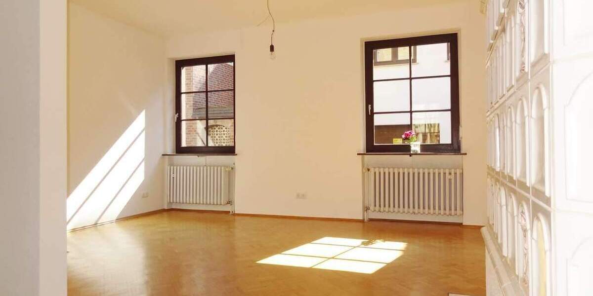 WG-Zimmer mit Einbauschrank in Hechtsheim inkl. W-Lan u.v.m. 1 zimmer