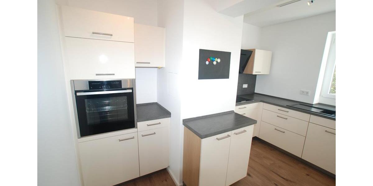 Etagenwohnung Mainz Laubenheim - 4 Zimmer, 136 m&sup2;, 2.100&euro; | Angebot:25993423