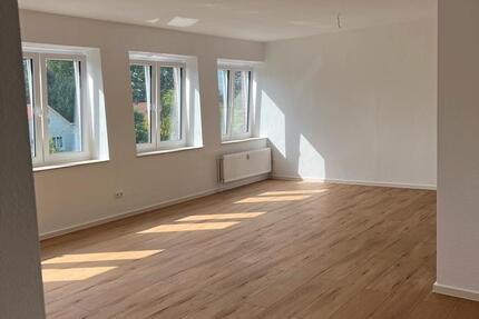 Wohnung Rastede - 4 Zimmer, 105 m&sup2;, 749&euro; | Angebot:23975151