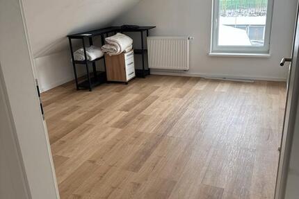 Wohnen auf Zeit Plattling - 3 Zimmer, 110 m&sup2;, 550&euro; | Angebot:24775111