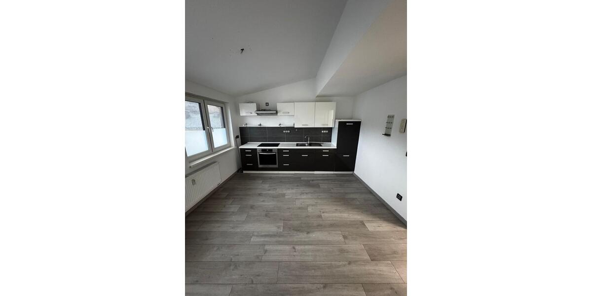 Moderne 2-Zimmer-Dachgeschosswohnung in Niederelbert 2 zimmer