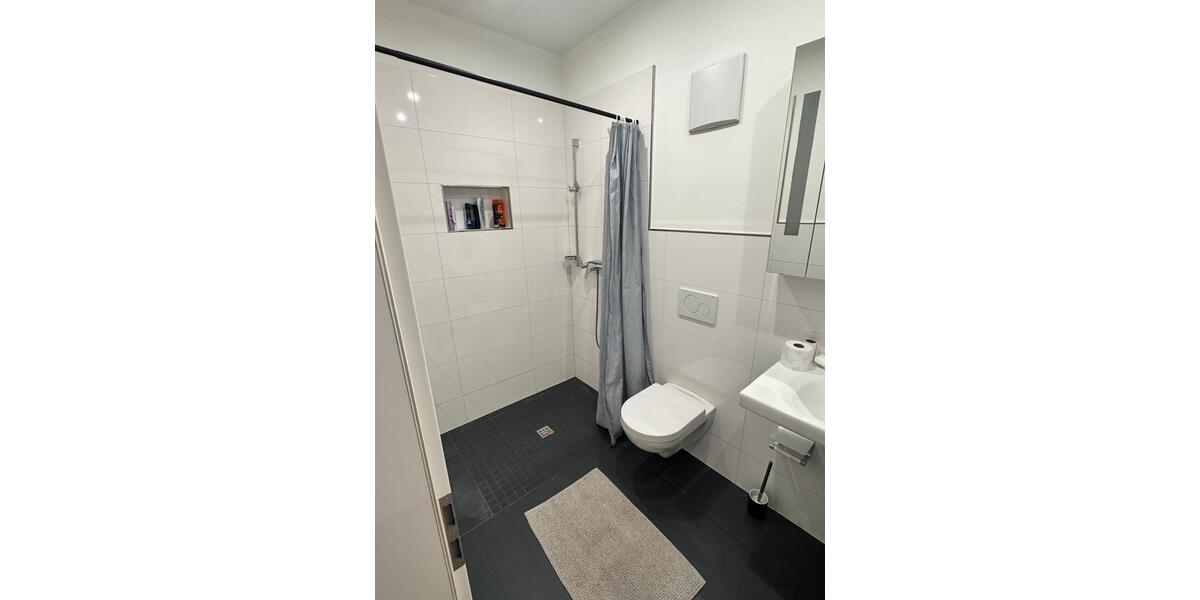 Wohnen auf Zeit Frankfurt am Main Unterliederbach - 4 Zimmer, 130 m&sup2;, 2.000&euro; | Angebot:26605389