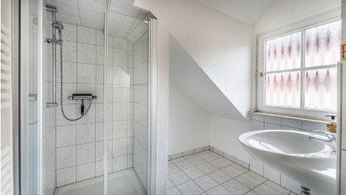 Dachgeschoßwohnung Schramberg Tennenbronn - 2 Zimmer, 45 m&sup2;, 400&euro; | Angebot:26047544