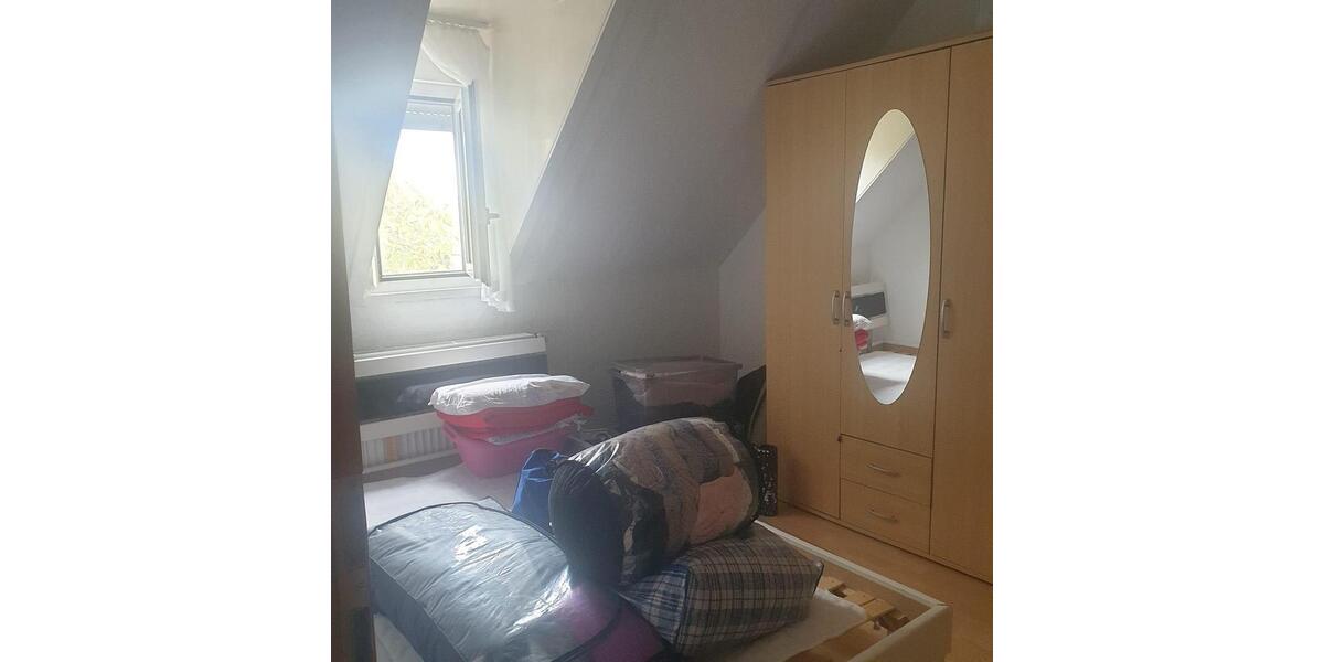 Dachgeschoßwohnung Albstadt - 3 Zimmer, 52 m&sup2;, 500&euro; | Angebot:26693296