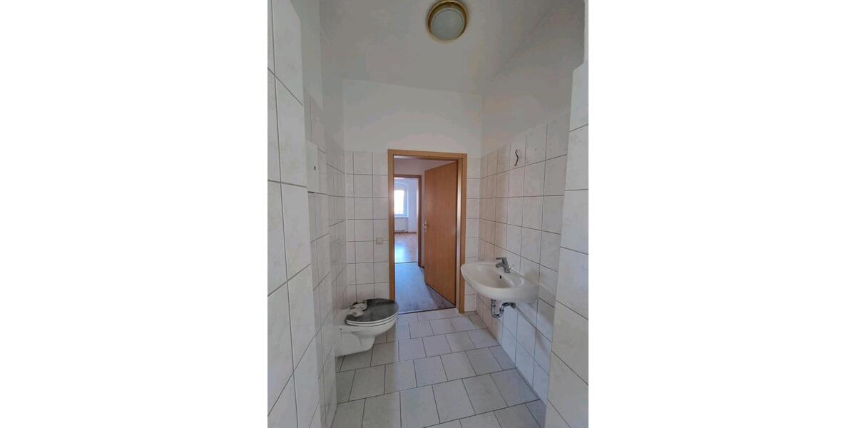 Erdgeschoßwohnung Waldheim - 3 Zimmer, 65 m&sup2;, 310&euro; | Angebot:25884198