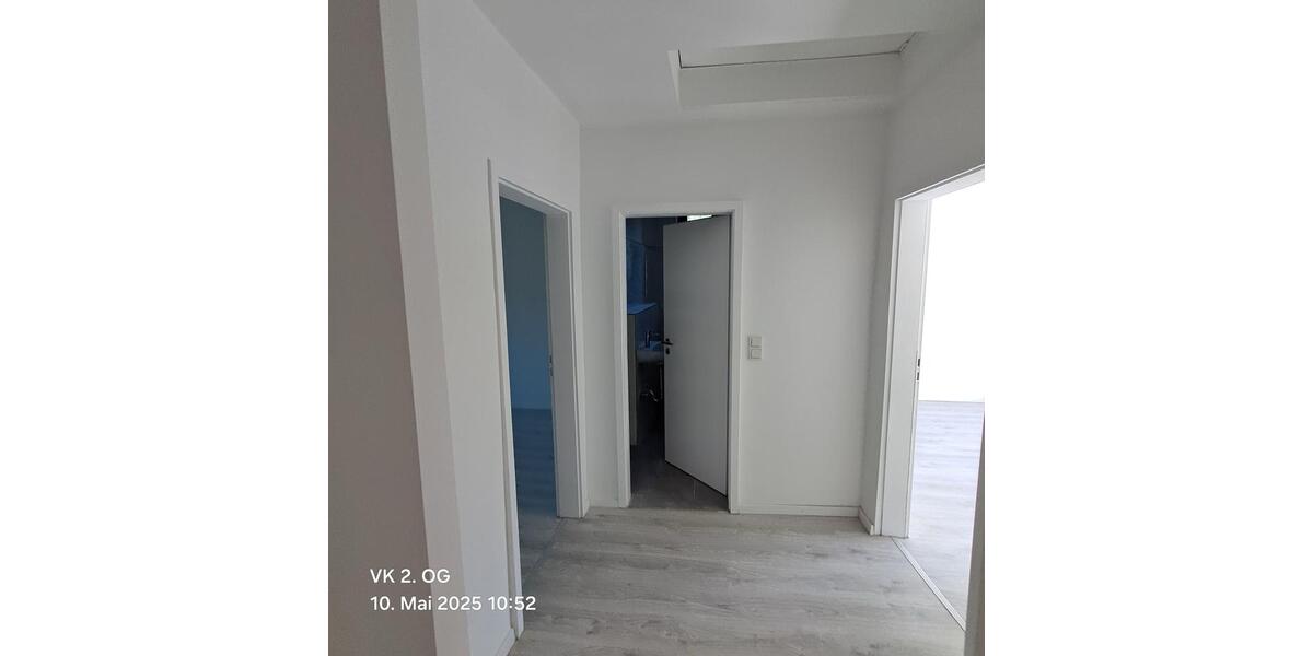Etagenwohnung Völklingen - 4 Zimmer, 110 m&sup2;, 900&euro; | Angebot:24887859