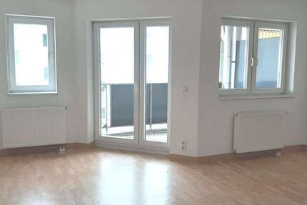 Wohnung zum Mieten in Magdeburg 345 € 41 m² 1 zimmer