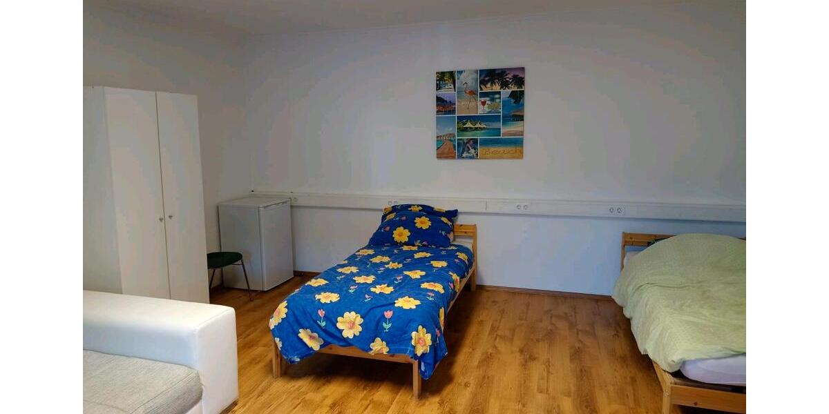 Wohnen auf Zeit Korschenbroich - 5 Zimmer, 5 m&sup2;, 15&euro; | Angebot:19869960
