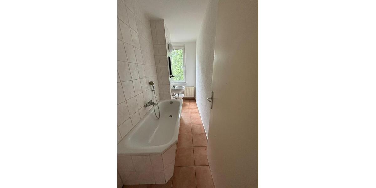 Etagenwohnung Grabow - 4 Zimmer, 74 m&sup2;, 480&euro; | Angebot:24148900