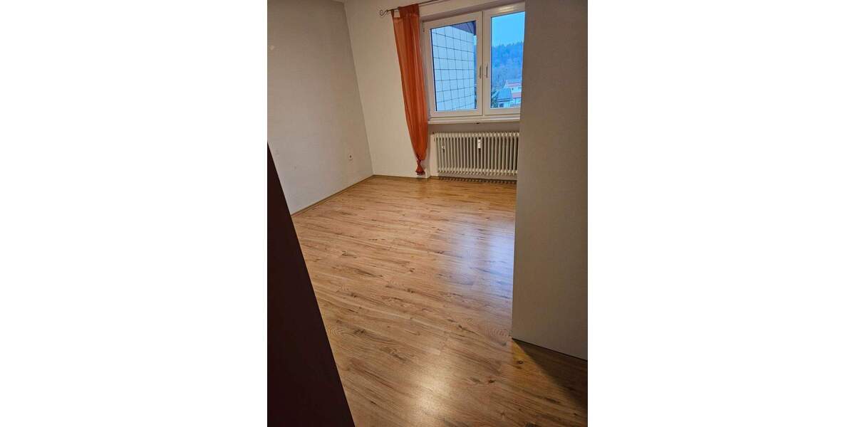 Etagenwohnung Burgkirchen an der Alz Hirten - 3 Zimmer, 65 m&sup2;, 510&euro; | Angebot:25679453