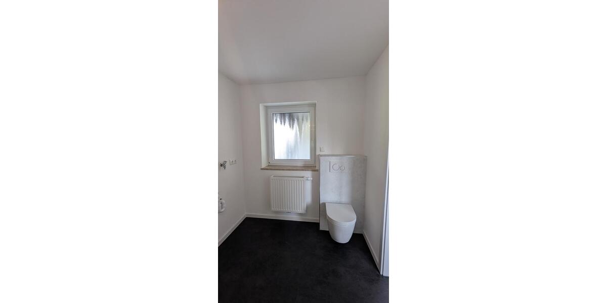 Dachgeschoßwohnung Amberg - 2 Zimmer, 60 m&sup2;, 860&euro; | Angebot:26624099