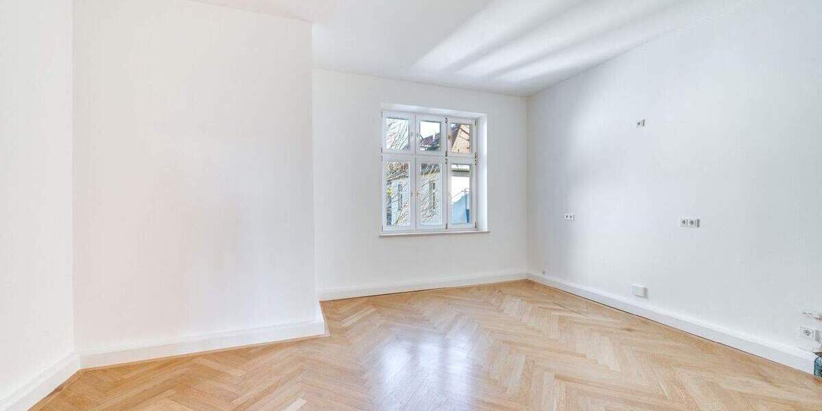 Etagenwohnung München Bogenhausen - 3 Zimmer, 126 m&sup2;, 3.500&euro; | Angebot:25671258