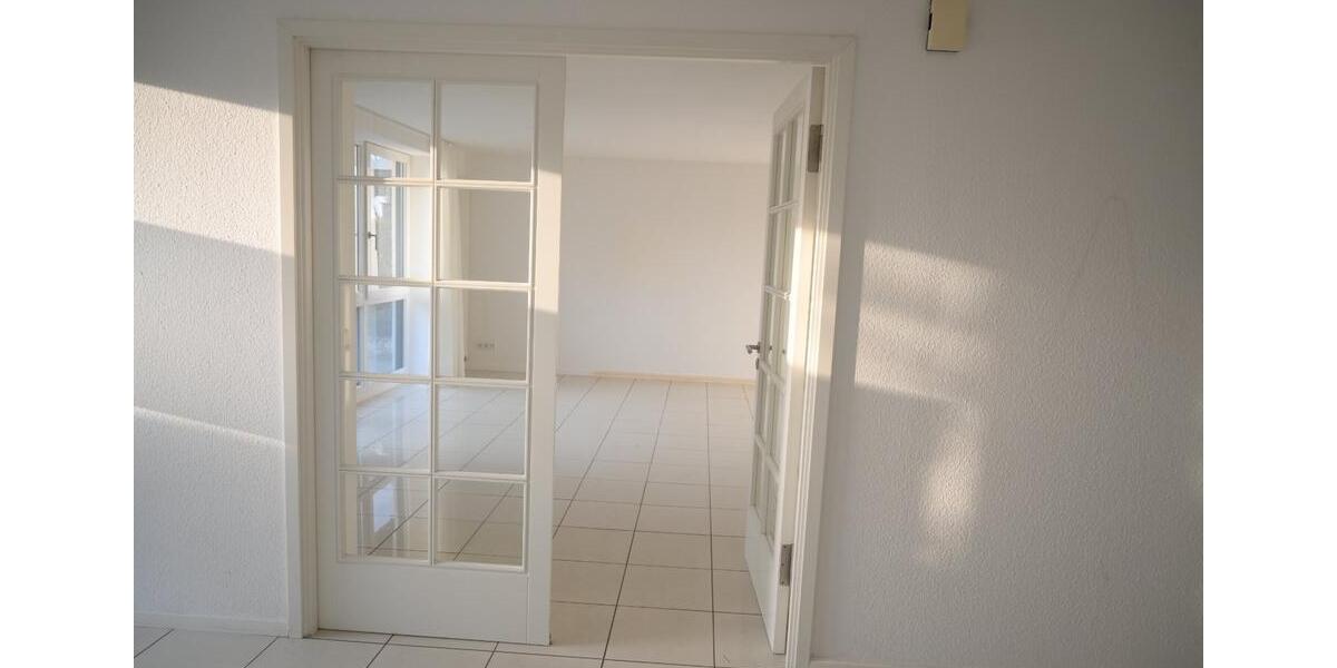 Gewerbeobjekt Münster Gievenbeck - 2 Zimmer, 100 m&sup2;, 1.100&euro; | Angebot:25105330