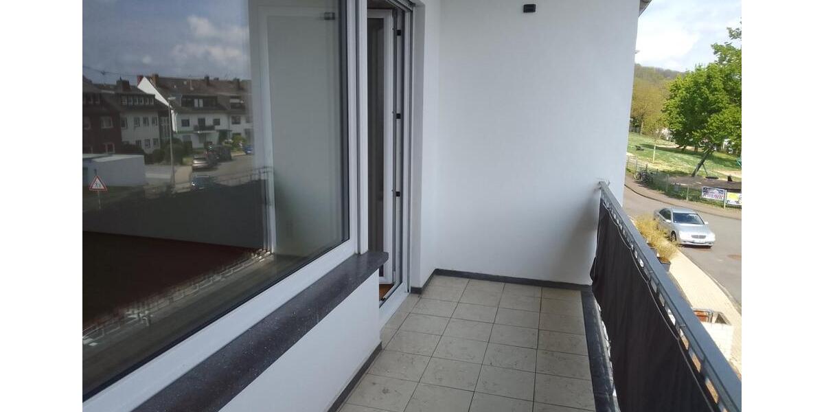 Etagenwohnung Koblenz Bisholder - 4 Zimmer, 98 m&sup2;, 870&euro; | Angebot:24867198