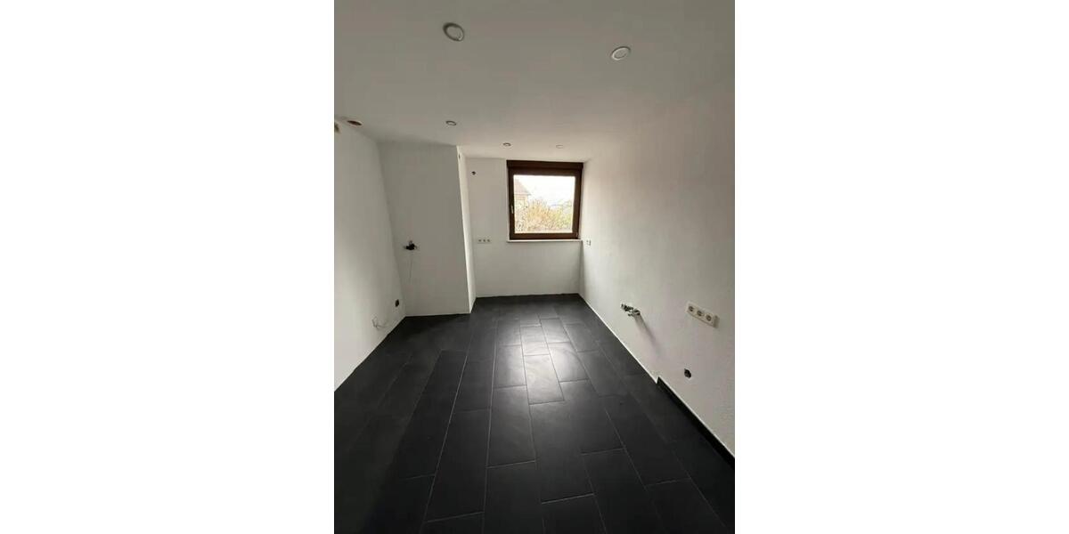 Reihenhaus Esslingen am Neckar Pliensauvorstadt - 4.5 Zimmer, 115 m&sup2;, 1.590&euro; | Angebot:26037582