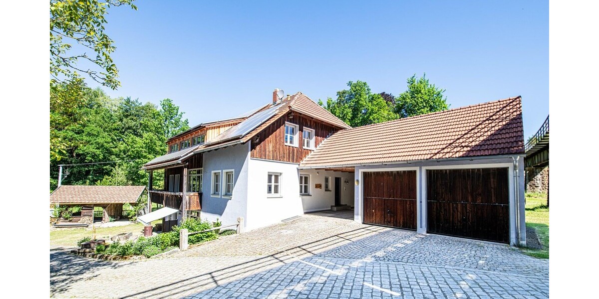 Lichtdurchflutetes Zuhause mit zwei Balkonen und viel Raumgefühl - Etagenwohnung Waldmünchen / Geigant Geigant | Angebot:26837319