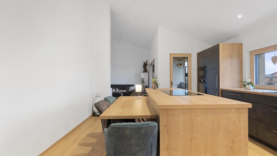 Moderne barrierefreundliche 2-Zimmer-Wohnung mit Balkon in Königsmoos 2 zimmer