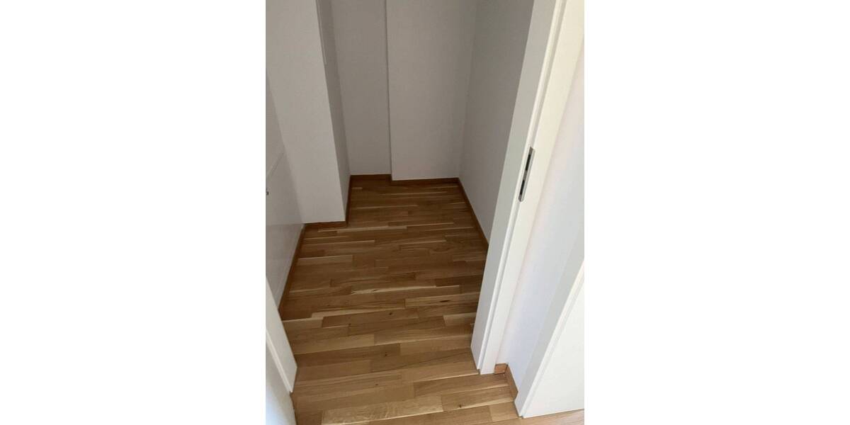 Etagenwohnung Schweinfurt Musikerviertel und amerik. Siedlung - 3 Zimmer, 89 m&sup2;, 999&euro; | Angebot:26851762