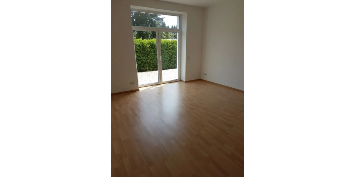 Erdgeschoßwohnung Fürstenwalde (Spree) - 4 Zimmer, 103 m&sup2;, 1.250&euro; | Angebot:25103121