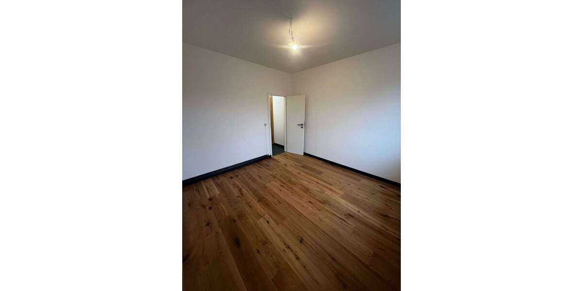 Etagenwohnung Reichenbach Obermylau - 2 Zimmer, 60 m&sup2;, 299&euro; | Angebot:25220873