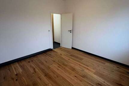 Wohnung Reichenbach Obermylau - 2 Zimmer, 60 m&sup2;, 299&euro; | Angebot:25220873