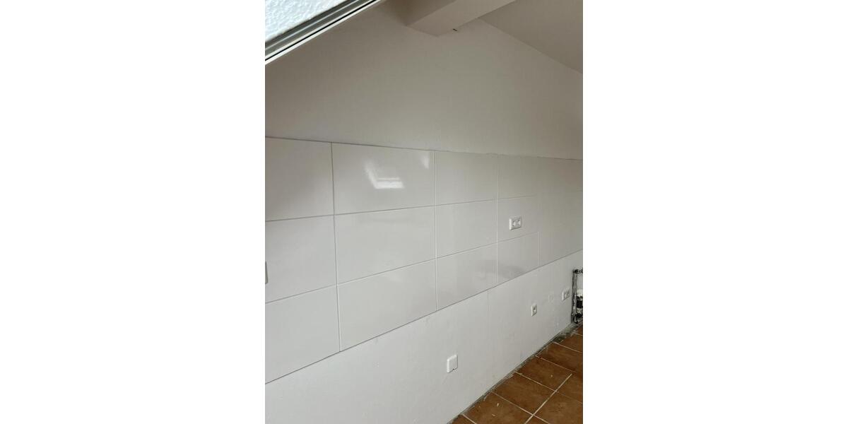 Dachgeschoßwohnung Wuppertal Unterbarmen - 5 Zimmer, 85 m&sup2;, 800&euro; | Angebot:25143081
