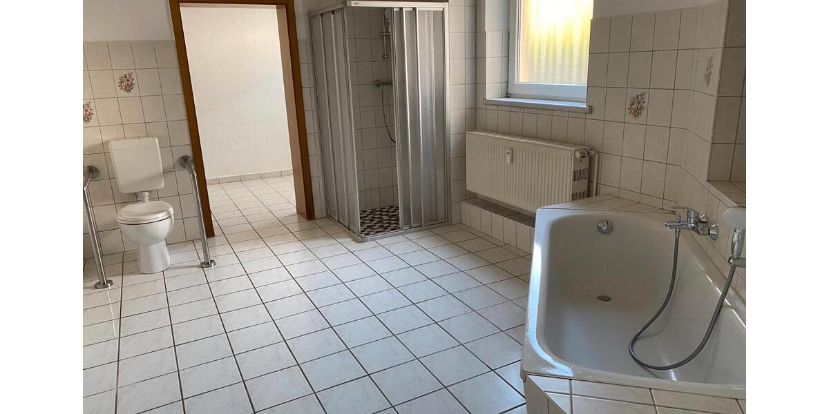 Erdgeschoßwohnung Brüel - 2 Zimmer, 91 m&sup2;, 683&euro; | Angebot:26045387