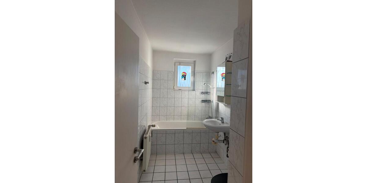 Etagenwohnung Krefeld Benrad - 2 Zimmer, 59 m&sup2;, 690&euro; | Angebot:26462844
