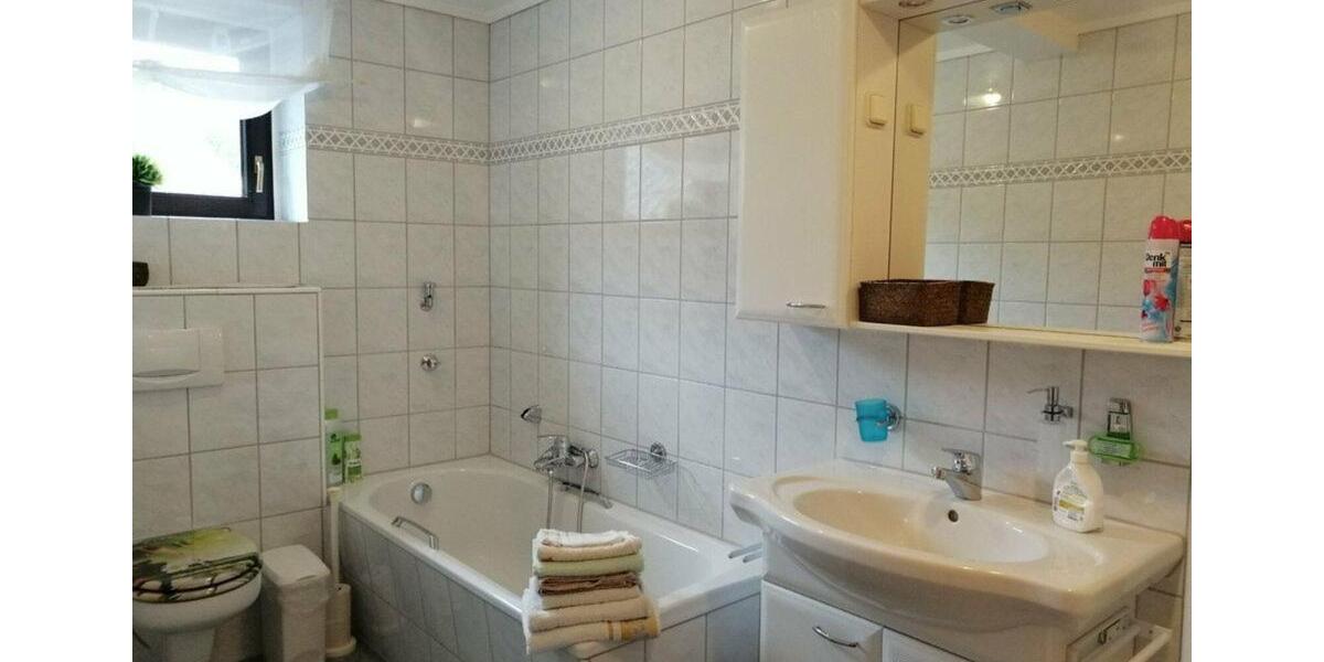 Wohnen auf Zeit Duisburg Mittelmeiderich - 3 Zimmer, 55 m&sup2;, 50&euro; | Angebot:23693309