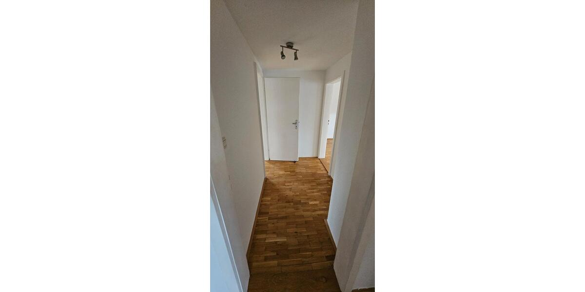 Dachgeschoßwohnung Bad Mergentheim - 3 Zimmer, 81 m&sup2;, 700&euro; | Angebot:23689910