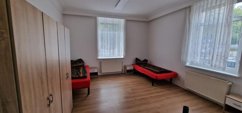 Wohnen auf Zeit Markranstädt - 5 Zimmer, 125 m&sup2;, 12&euro; | Angebot:25966414