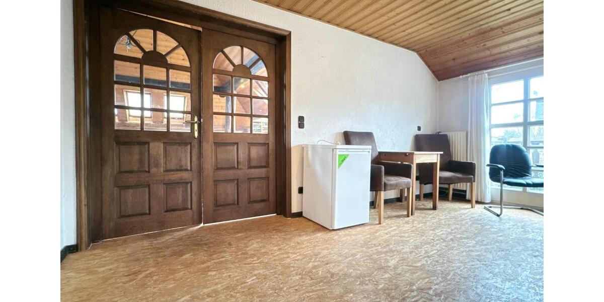 Etagenwohnung Friedeburg - 4 Zimmer, 110 m&sup2;, 850&euro; | Angebot:24785093