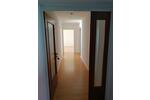 Helle 3-Zimmer-Wohnung mit Garten, großem Keller und Garage