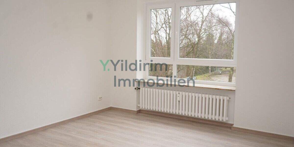 Etagenwohnung Cuxhaven - 3 Zimmer, 82 m&sup2;, 830&euro; | Angebot:25898465
