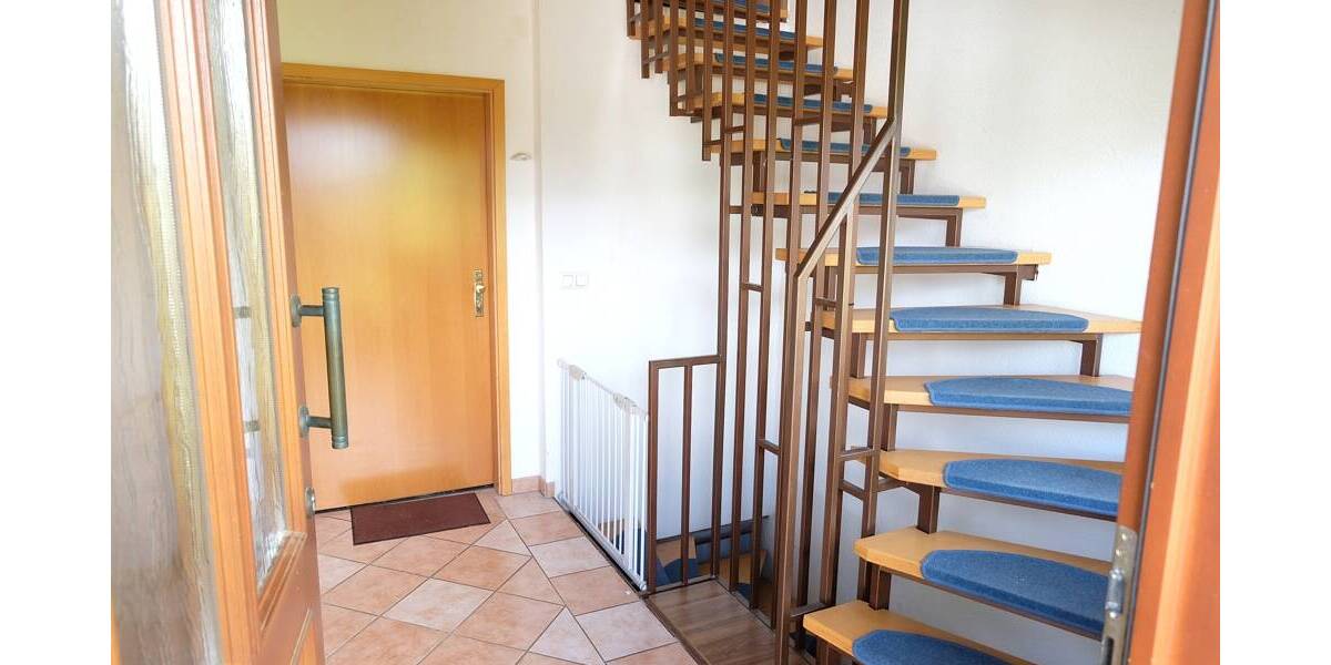 Etagenwohnung Bad Hersfeld / Johannesberg Bad Hersfeld - 2 Zimmer, 90 m&sup2;, 768&euro; | Angebot:26787185
