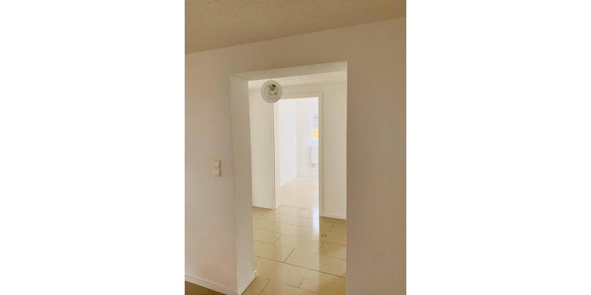 Etagenwohnung Neuried - 3.5 Zimmer, 85 m&sup2;, 1.090&euro; | Angebot:25923461