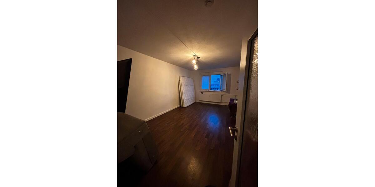 Dachgeschoßwohnung Berlin Charlottenburg-Wilmersdorf - 1 Zimmer, 20 m&sup2;, 650&euro; | Angebot:25256034