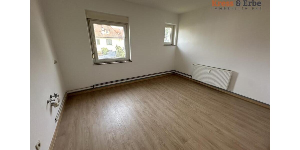 Etagenwohnung Schlüchtern - 4 Zimmer, 100 m&sup2;, 850&euro; | Angebot:25869046