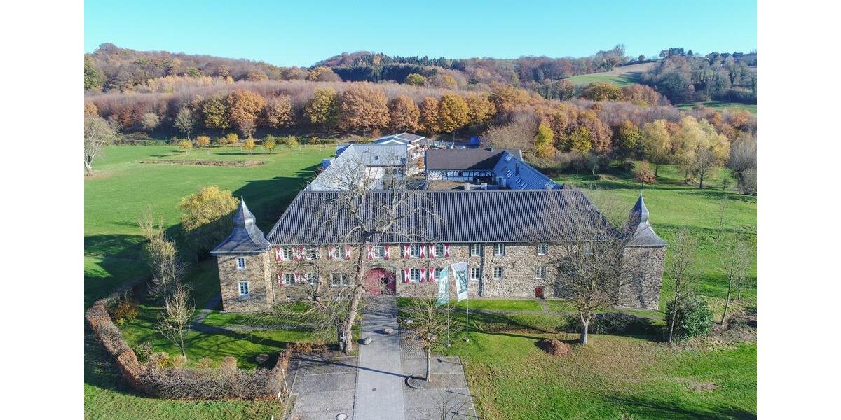 Etagenwohnung Lohmar - 2 Zimmer, 82 m&sup2;, 830&euro; | Angebot:26633961