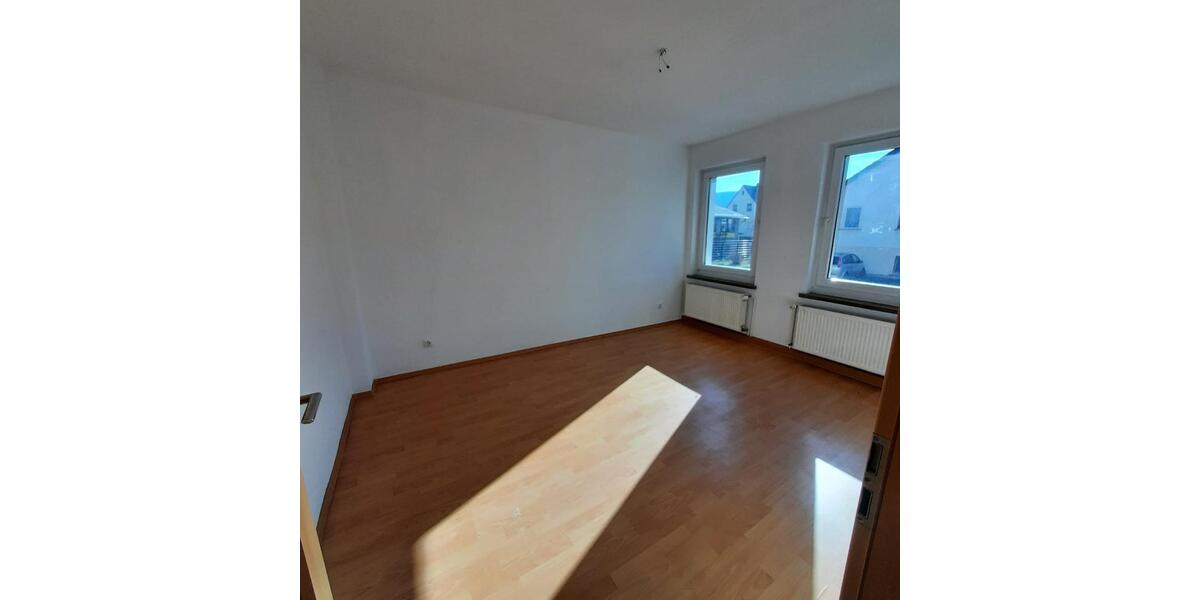 Erdgeschoßwohnung Meiningen - 2 Zimmer, 39 m&sup2;, 230&euro; | Angebot:25871739