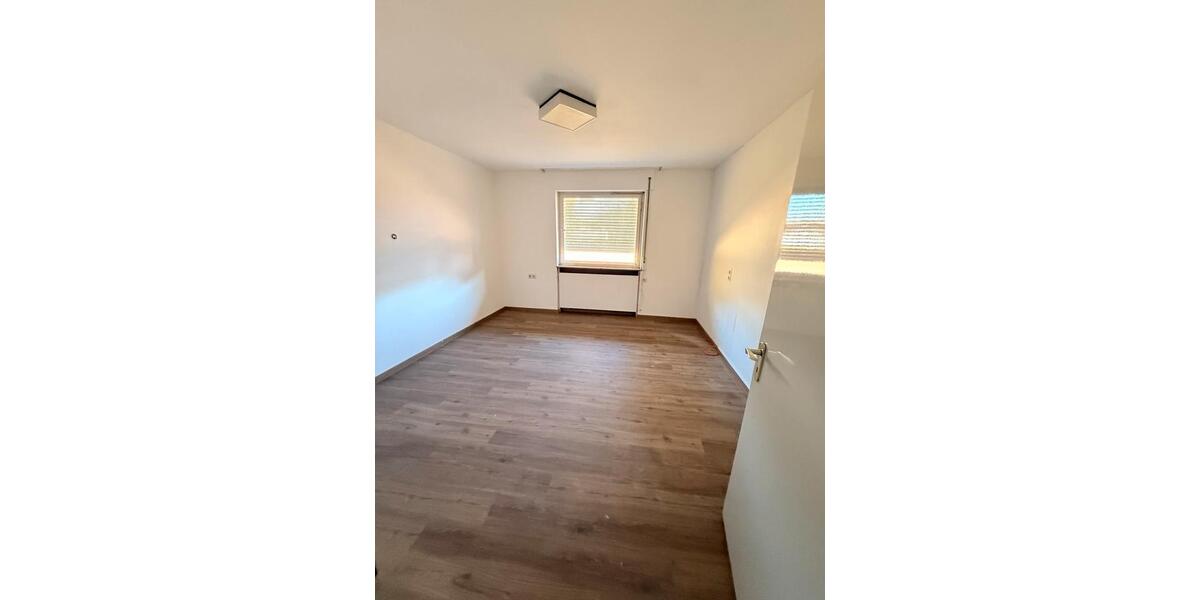 Etagenwohnung Oberstenfeld - 2 Zimmer, 65 m&sup2;, 1.050&euro; | Angebot:25234584