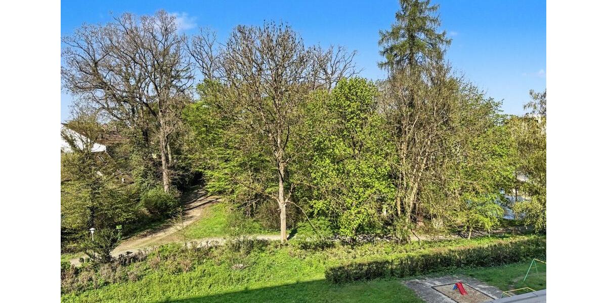 Etagenwohnung Bayreuth City - 3 Zimmer, 83 m&sup2;, 850&euro; | Angebot:26348403