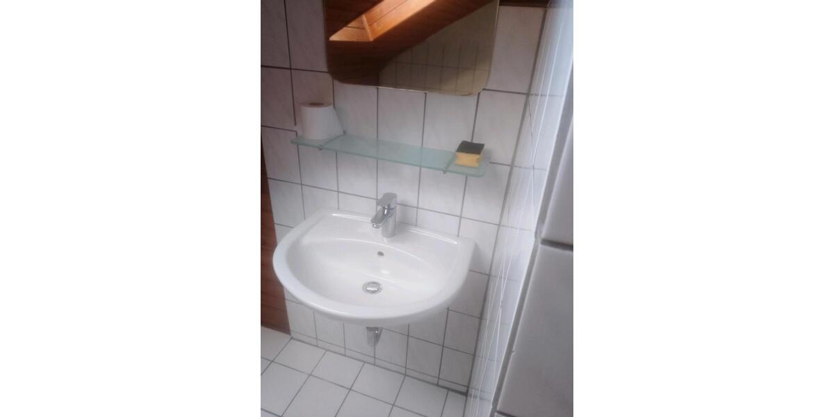 Dachgeschoßwohnung Bad Honnef - 3 Zimmer, 65 m&sup2;, 600&euro; | Angebot:26241838