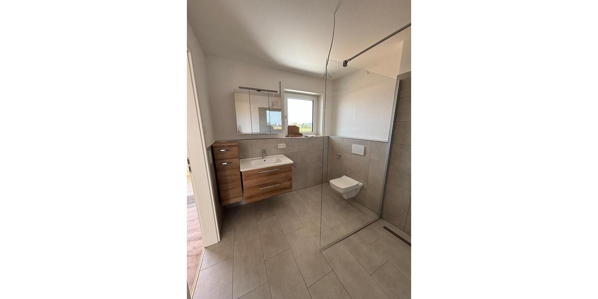 Dachgeschoßwohnung Landau an der Isar - 1.5 Zimmer, 55 m&sup2;, 715&euro; | Angebot:26067004