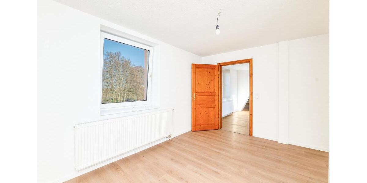 Etagenwohnung Wusterwitz - 2.5 Zimmer, 70 m&sup2;, 490&euro; | Angebot:26336540