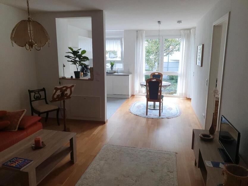 2 Zimmer Wohnung möbeliert zimmer