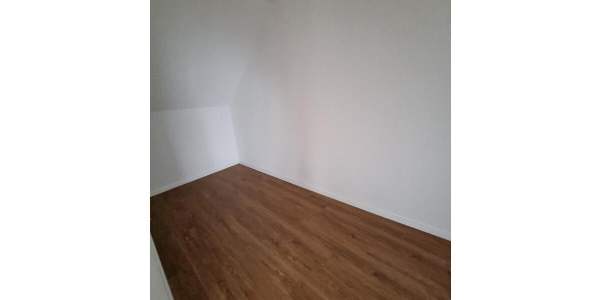 Dachgeschoßwohnung Nordhorn - 3 Zimmer, 82 m&sup2;, 700&euro; | Angebot:25904126