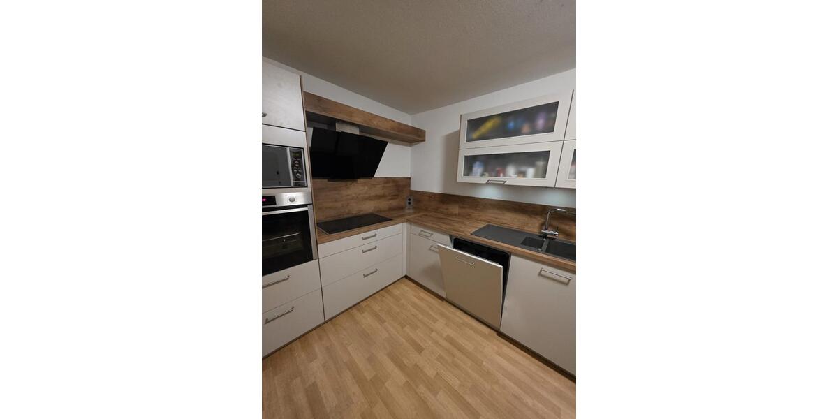 Etagenwohnung Eggenfelden - 3 Zimmer, 87 m&sup2;, 725&euro; | Angebot:26222533