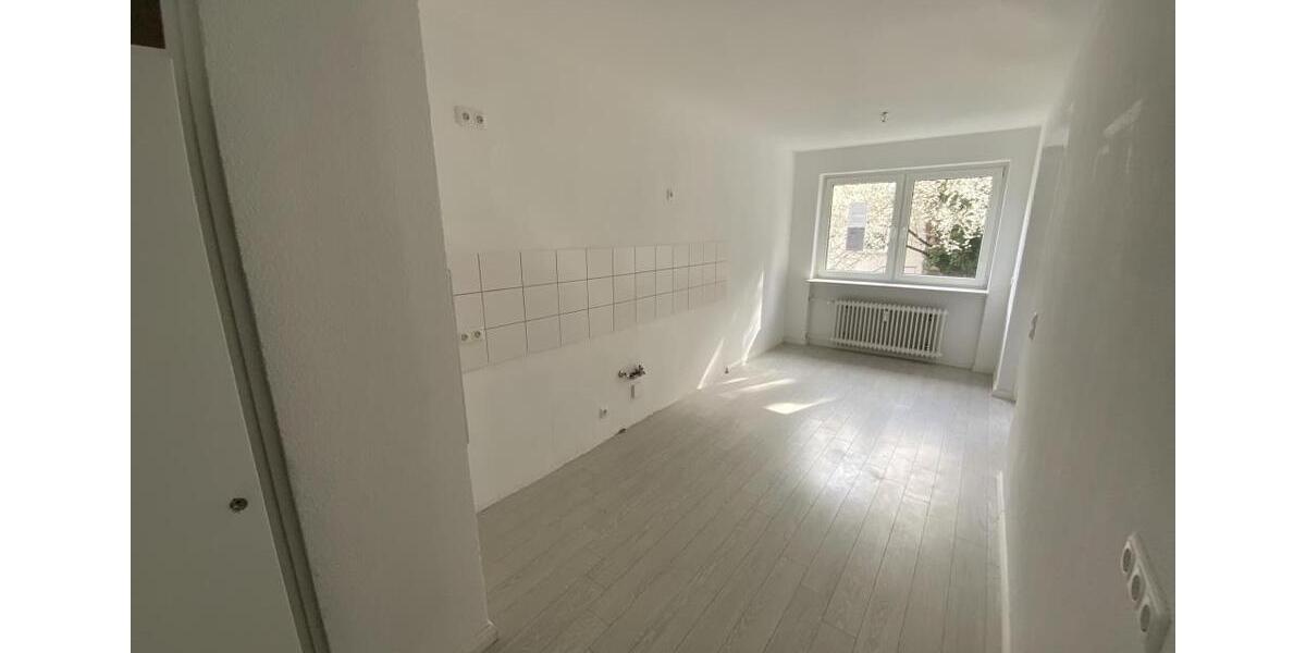 Etagenwohnung Bad Dürkheim - 4 Zimmer, 89 m&sup2;, 759&euro; | Angebot:24982801