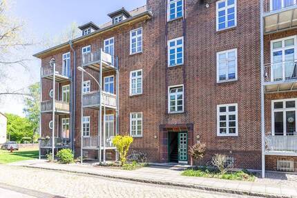 Wohnung Flensburg Nordstadt - 2 Zimmer, 75 m&sup2;, 620&euro; | Angebot:26515713